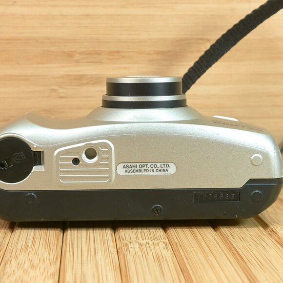 Vintage Pentax Espio 738 Point and Shoot Film Camera, 38-70 mm Pentax Zoom Lens - Picture 6 of 7